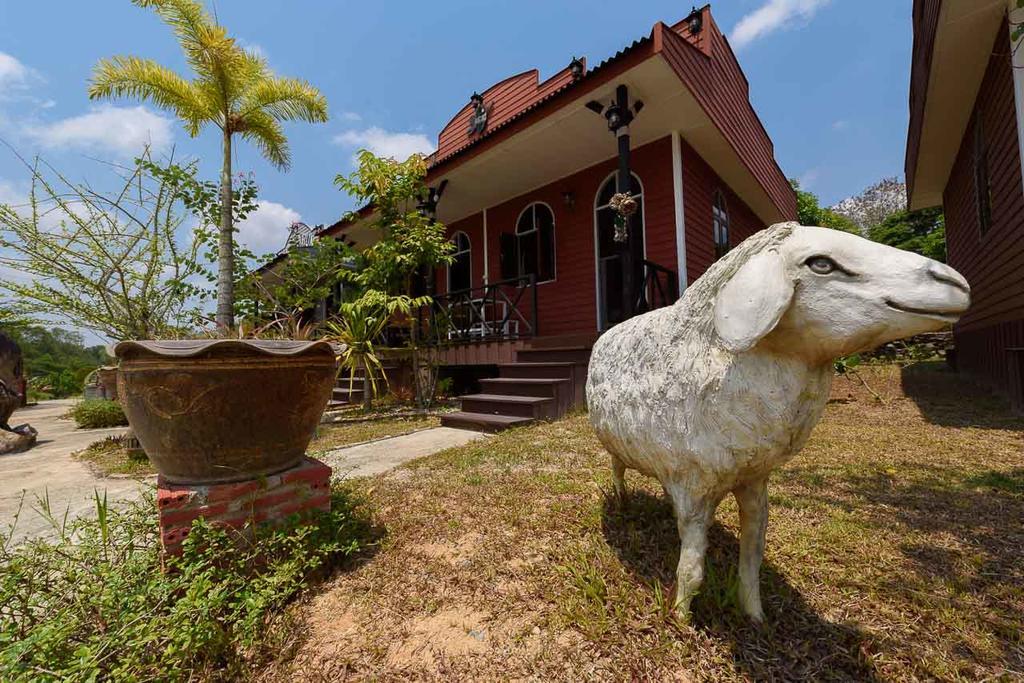 Cowboy Farm Resort Pattaya Ban Huai Yai 외부 사진