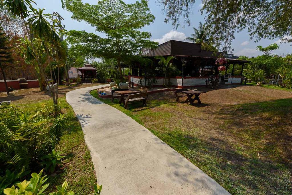 Cowboy Farm Resort Pattaya Ban Huai Yai 외부 사진